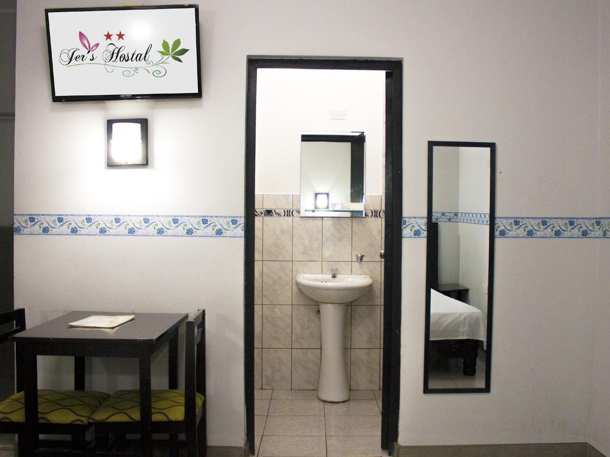Jer'S Hostal Tumbes Dış mekan fotoğraf