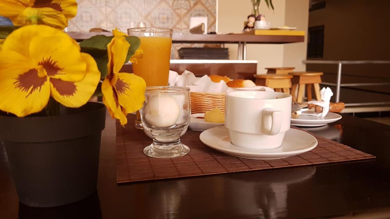 Jer'S Hostal Tumbes Dış mekan fotoğraf